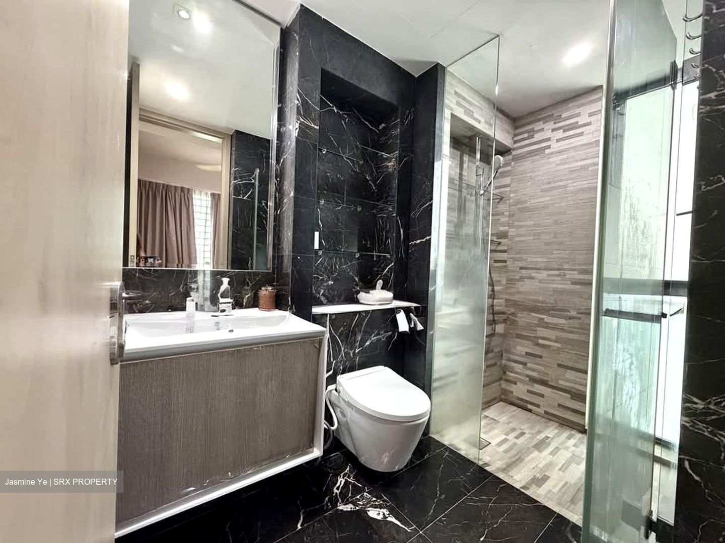 J Gateway (D22), Condominium #570649151